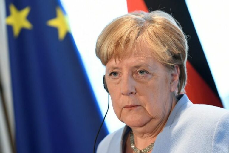 German Chancellor Cries For EU Help On Immigration