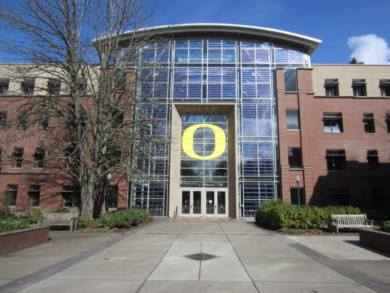 University of Oregon Tries to Kick College Republicans Off Campus